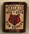 BROWN CUB 100 EMBOSSED WOGGLE WITH GOLD 100